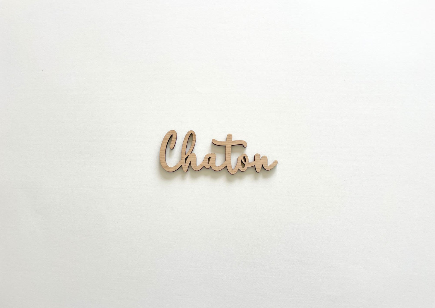 Mot décoratif en bois découpé - "Chaton" / Collection Entre les lignes